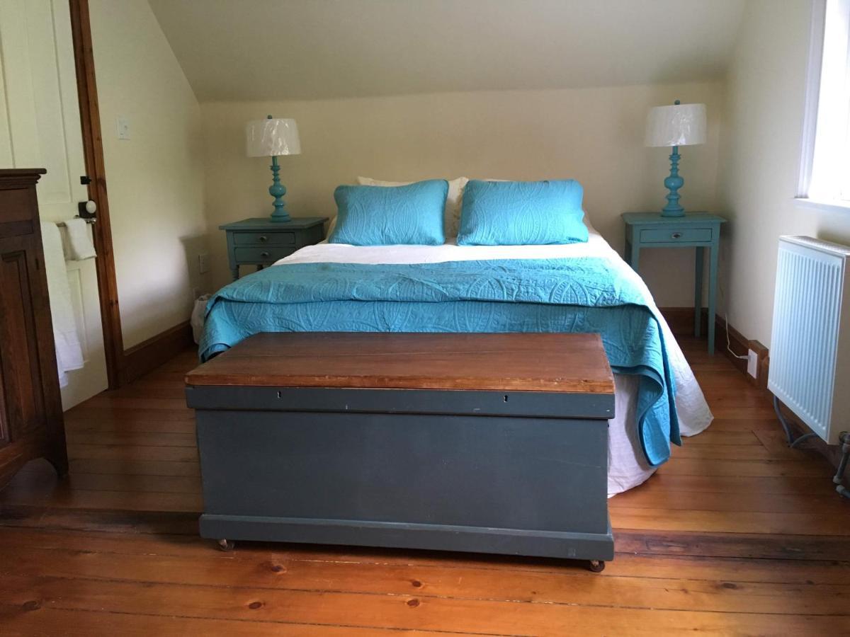 Sawyer'S Creek Bed And Breakfast Algonquin Highlands Buitenkant foto