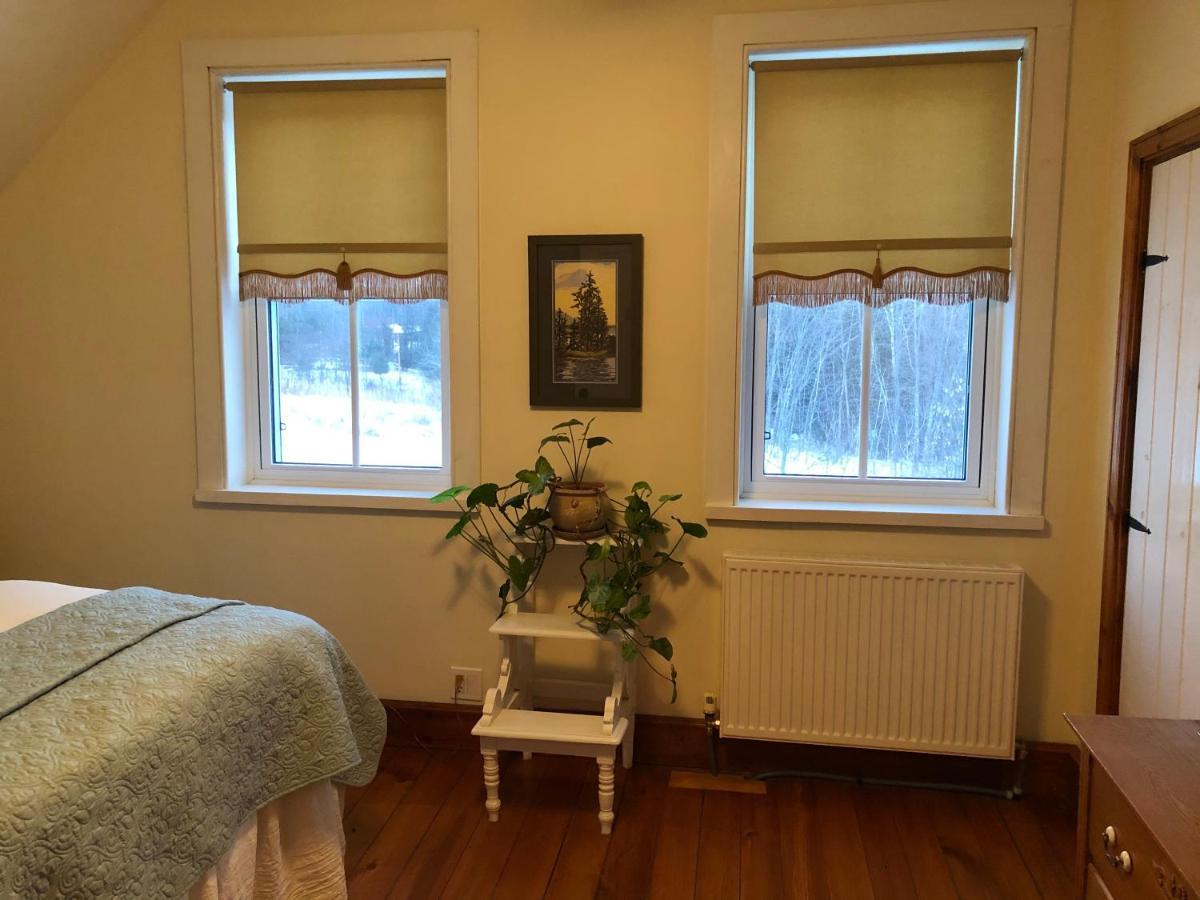 Sawyer'S Creek Bed And Breakfast Algonquin Highlands Buitenkant foto